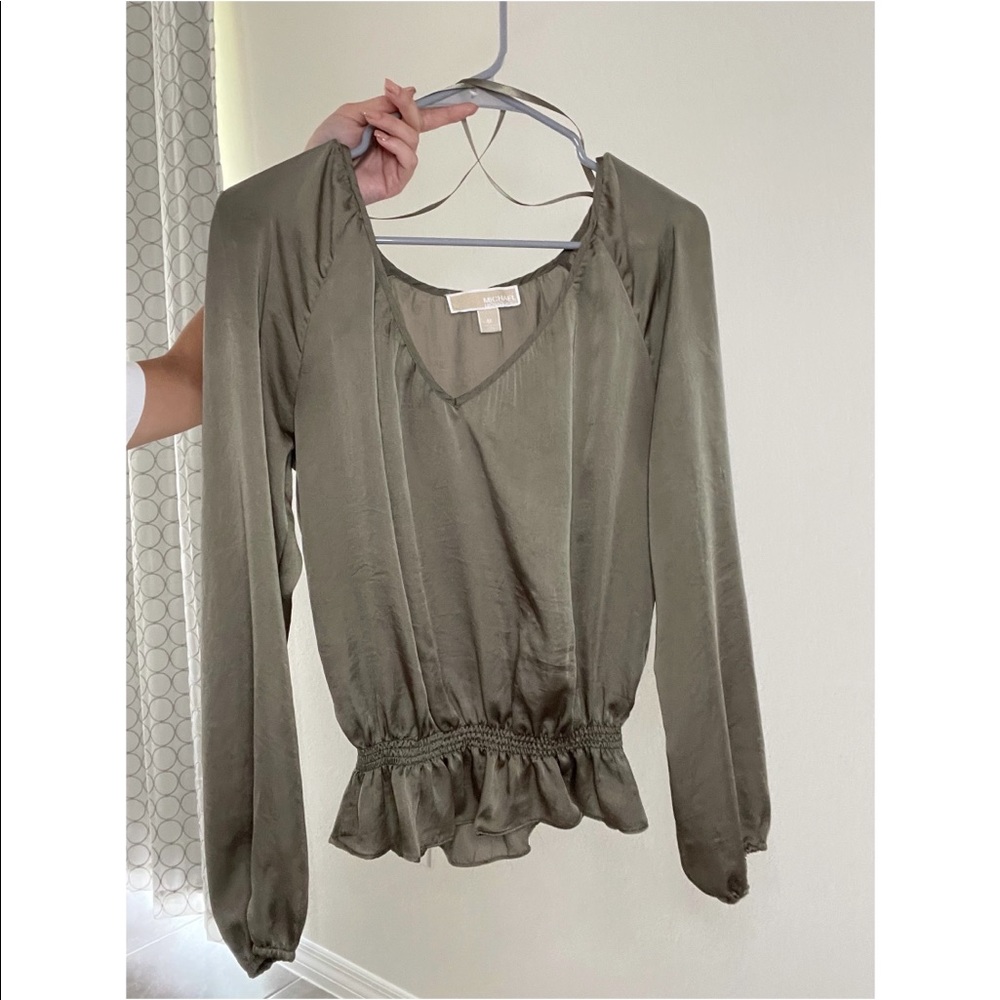 Michal Kors shirt